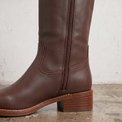 Women's Brown Plain-Toe Leather Knee-High Riding Boots — Allard