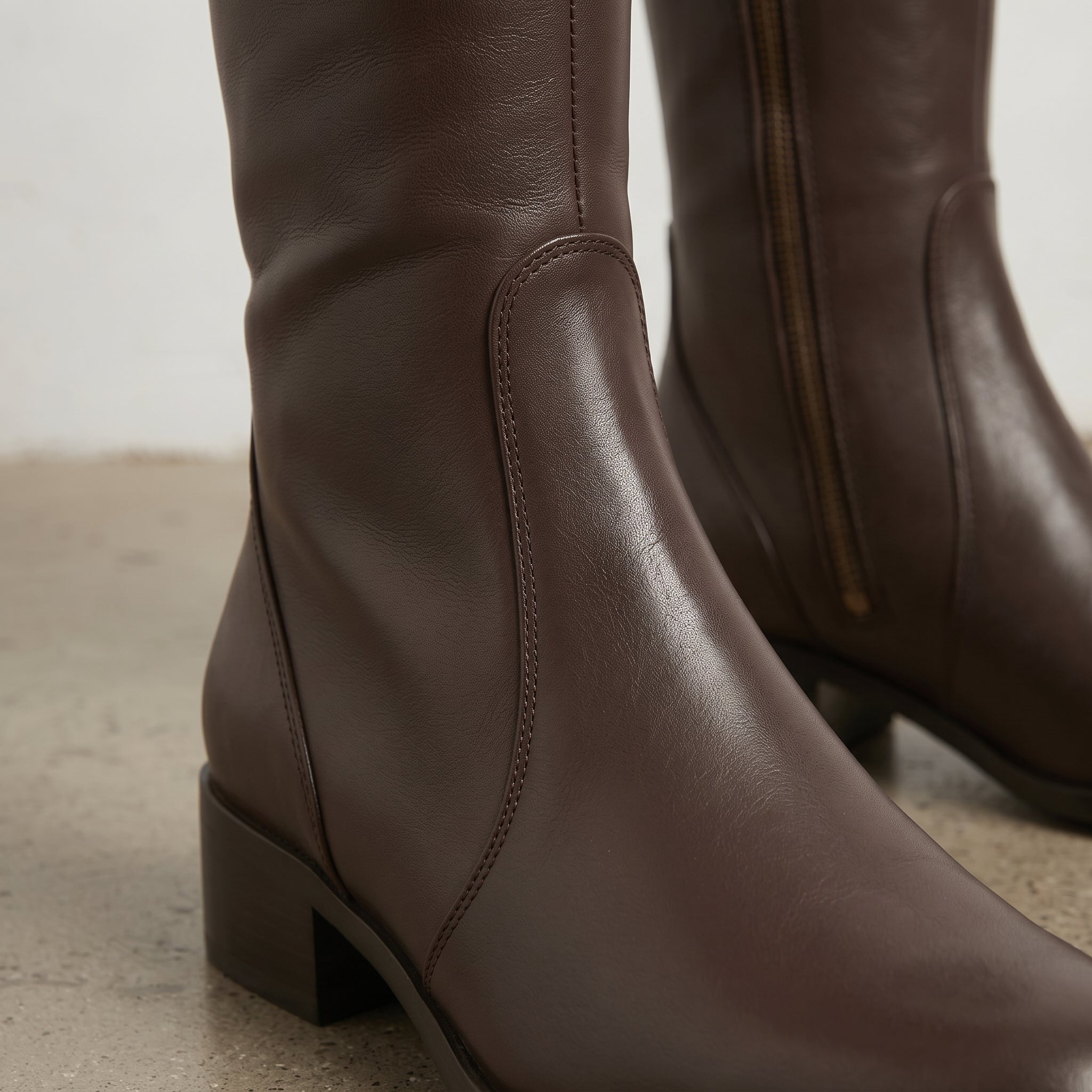 Women's Dark Brown Plain-Toe Leather Knee-High Boots — Brierley